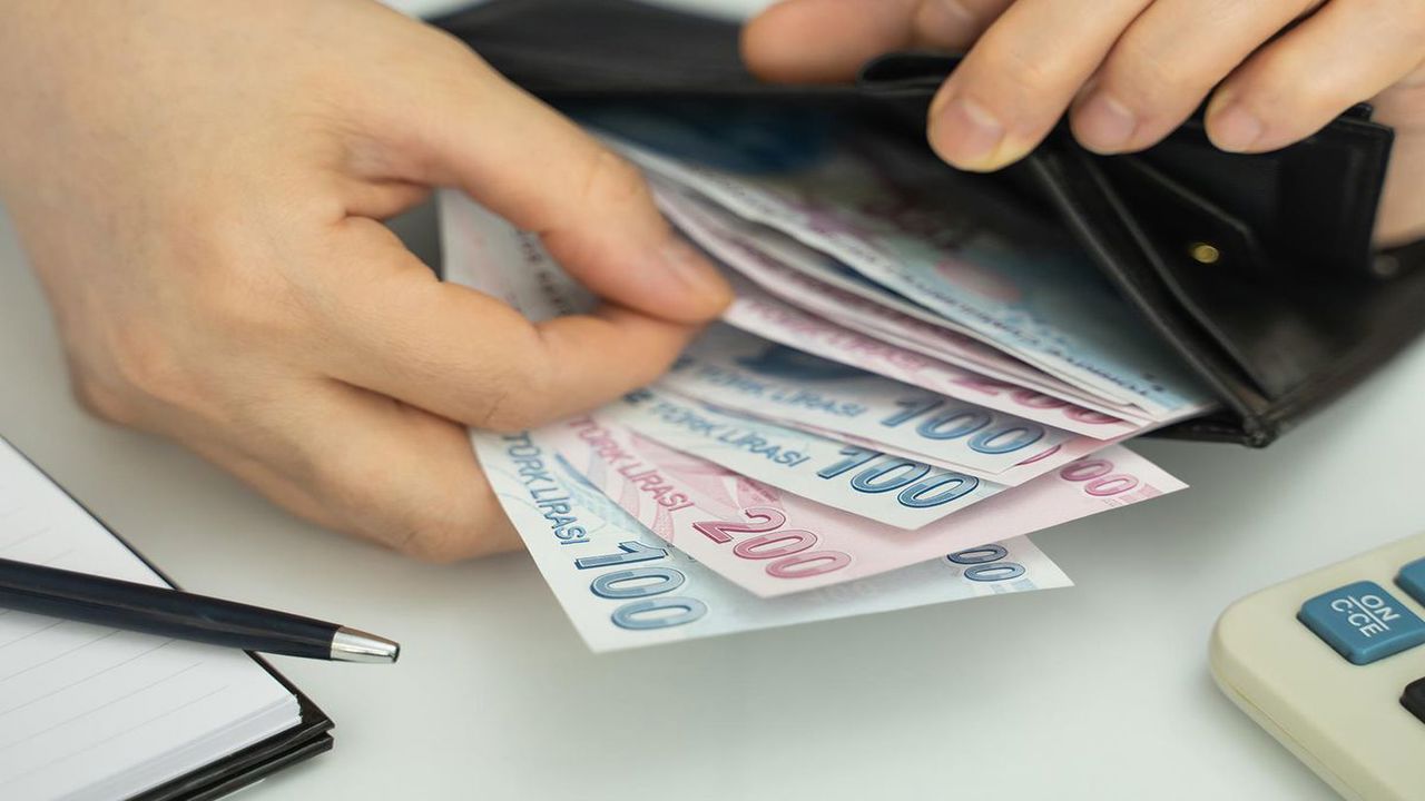 Asgari ücrete ara zam gelecek mi? Hükümet kanadından net mesaj