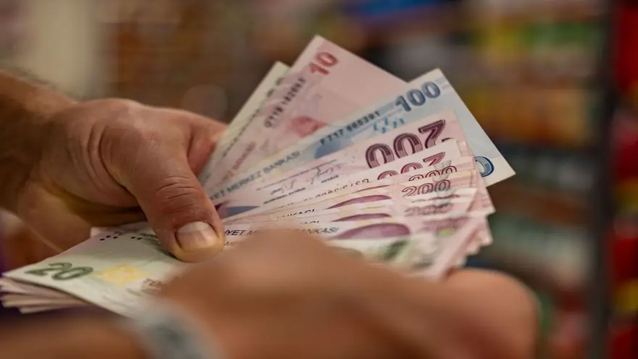 Kök maaşlar değişiyor! Milyonlarca emekliyi etkileyecek hesap