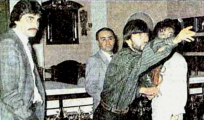 Rıdvan Dilmen, Bülent Ersoy’a niçin şişe attı?